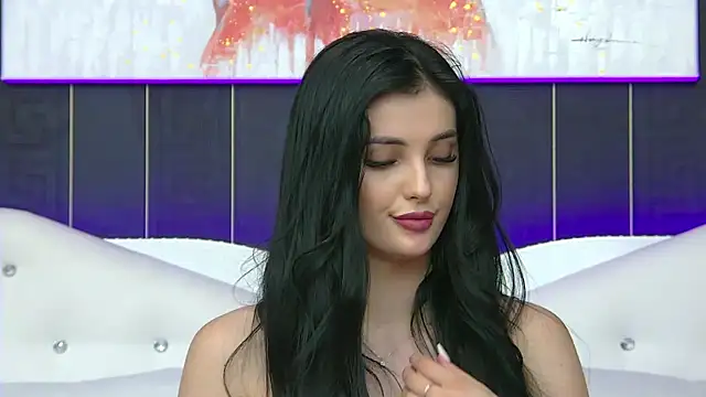 Snapshot of SophiaVilner chatting on 02-01-25, 03:08 SophiaVilner online show from 02-01-25, 03:08