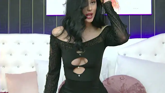 Snapshot of SophiaVilner chatting on 02-02-25, 10:49 SophiaVilner online show from 02-02-25, 10:49