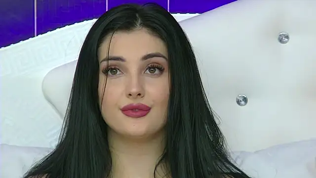 Snapshot of SophiaVilner chatting on 02-10-25, 09:58 SophiaVilner online show from 02-10-25, 09:58