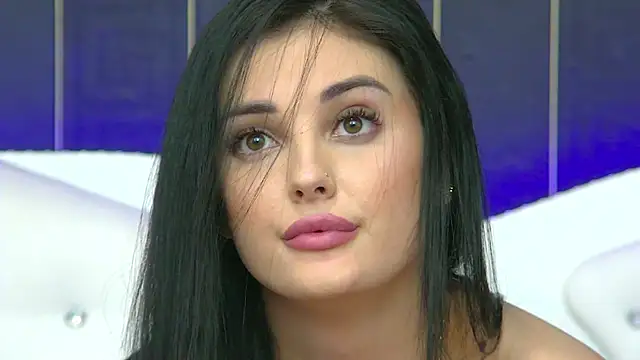 Snapshot of SophiaVilner chatting on 03-03-25, 09:48 SophiaVilner online show from 03-03-25, 09:48