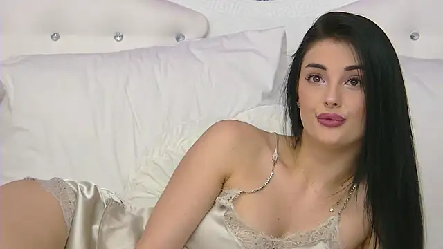 Snapshot of SophiaVilner chatting on 03-16-25, 07:27 SophiaVilner online show from 03-16-25, 07:27