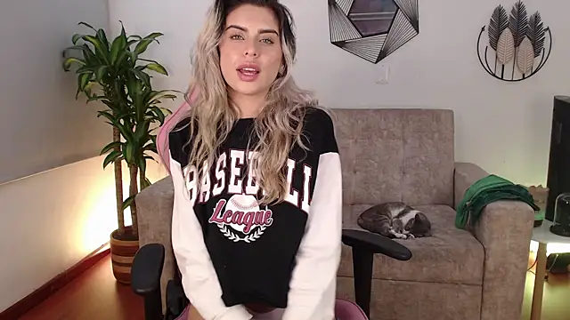 Mayli-x online show from 02-11-25, 04:44