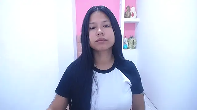 Letty Plugxo online show from 03-19-25, 01:29