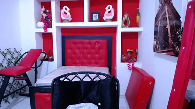 Letty Plugxo online show from 09-09-25, 12:05