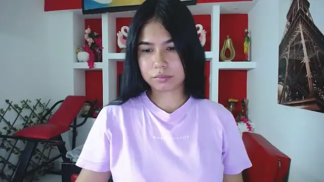 Letty Plugxo online show from 09-27-25, 12:21