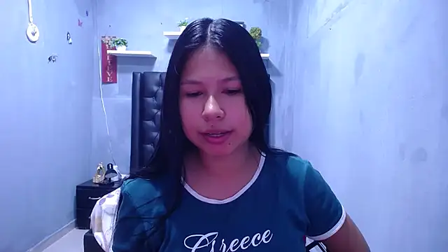 Letty Plugxo online show from 05-21-26, 01:29