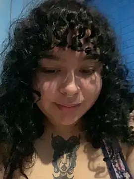 Snapshot of Kimberliprivv chatting on 04-29-26, 04:22 Kimberliprivv online show from 04-29-26, 04:22