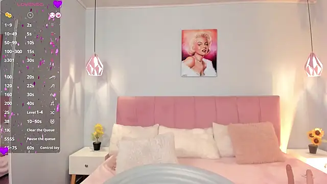 ScarletGV online show from 03-18-25, 07:52