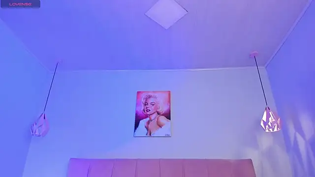 ScarletGV online show from 09-10-25, 04:12