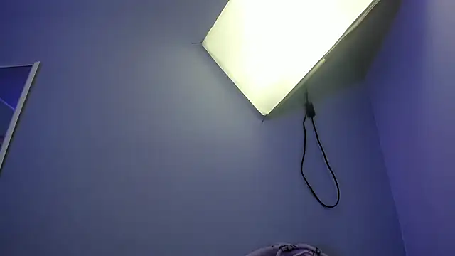 ScarletGV online show from 05-19-26, 03:24
