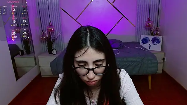 LenaRoses online show from 05-19-26, 09:43