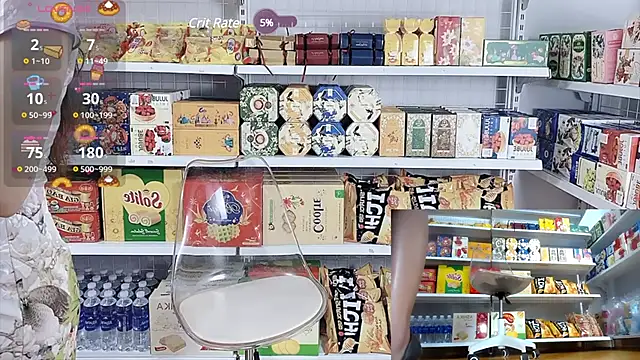 Snapshot of _7Eleven_ chatting on 03-02-25, 12:43 7Eleven online show from 03-02-25, 12:43