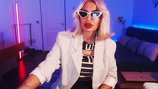 beauty chl0e online show from 12-08-24, 12:18