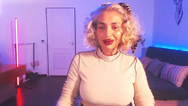 beauty chl0e online show from 01-07-25, 08:42