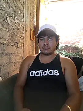 GusssHOT online show from 04-27-26, 06:50