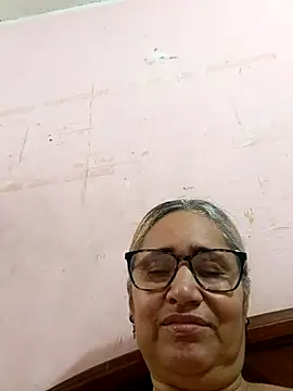  candi online show from 11-10-25, 12:15