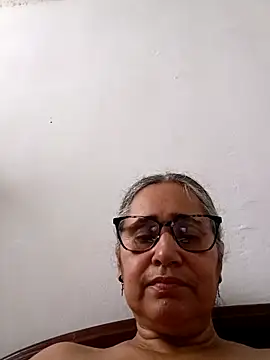  candi online show from 03-07-26, 02:58