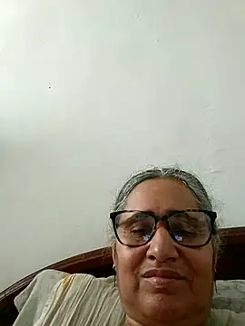  candi online show from 04-24-26, 03:36