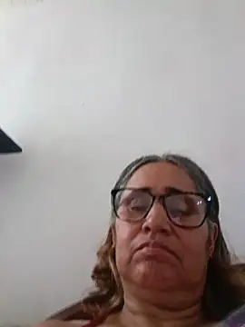  candi online show from 05-25-26, 03:51