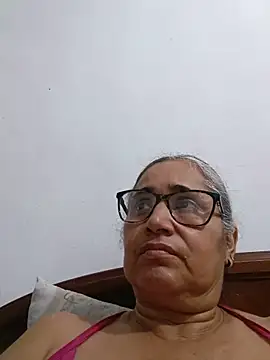 Snapshot of _candi chatting on 06-18-26, 11:42 candi online show from 06-18-26, 11:42