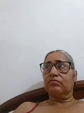 Snapshot of _candi chatting on 07-01-26, 12:40 candi online show from 07-01-26, 12:40