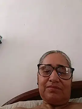 Snapshot of _candi chatting on 07-02-26, 11:38 candi online show from 07-02-26, 11:38