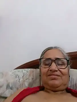 Snapshot of _candi chatting on 07-12-26, 01:24 candi online show from 07-12-26, 01:24