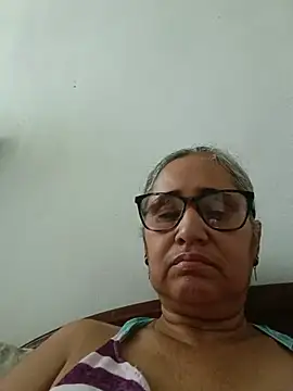 Snapshot of _candi chatting on 07-16-26, 02:12 candi online show from 07-16-26, 02:12