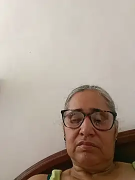 Snapshot of _candi chatting on 07-23-26, 05:44 candi online show from 07-23-26, 05:44
