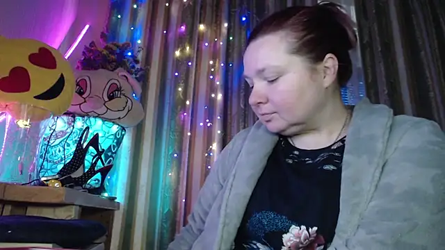 amorelara online show from 05-18-26, 09:59