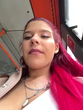 RiriRoseey online show from 04-29-26, 07:23