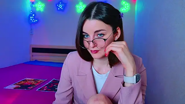 Snapshot of Miss_Arwen chatting on 12-06-24, 06:48 Miss Arwen online show from 12-06-24, 06:48