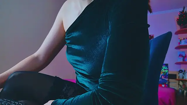 Snapshot of Miss_Arwen chatting on 01-07-25, 05:01 Miss Arwen online show from 01-07-25, 05:01