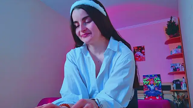 Snapshot of Miss_Arwen chatting on 01-13-25, 06:49 Miss Arwen online show from 01-13-25, 06:49