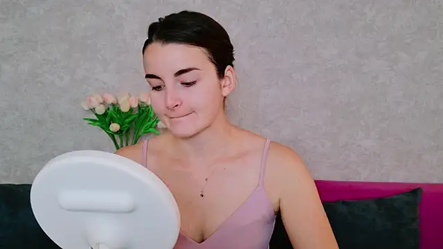 Snapshot of Miss_Arwen chatting on 09-16-25, 03:51 Miss Arwen online show from 09-16-25, 03:51