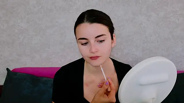 Snapshot of Miss_Arwen chatting on 09-26-25, 05:00 Miss Arwen online show from 09-26-25, 05:00