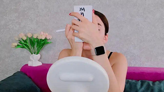 Snapshot of Miss_Arwen chatting on 10-02-25, 04:41 Miss Arwen online show from 10-02-25, 04:41