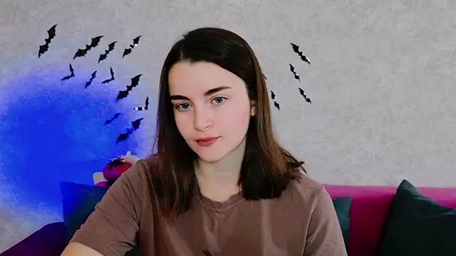 Snapshot of Miss_Arwen chatting on 10-22-25, 03:29 Miss Arwen online show from 10-22-25, 03:29