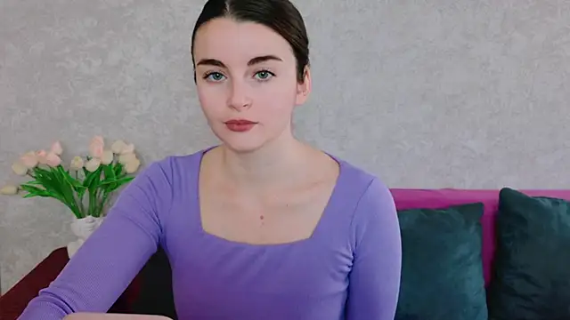 Snapshot of Miss_Arwen chatting on 11-17-25, 04:40 Miss Arwen online show from 11-17-25, 04:40