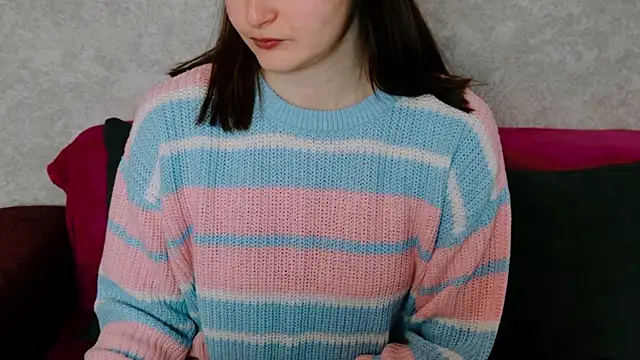 Snapshot of Miss_Arwen chatting on 11-21-25, 04:22 Miss Arwen online show from 11-21-25, 04:22