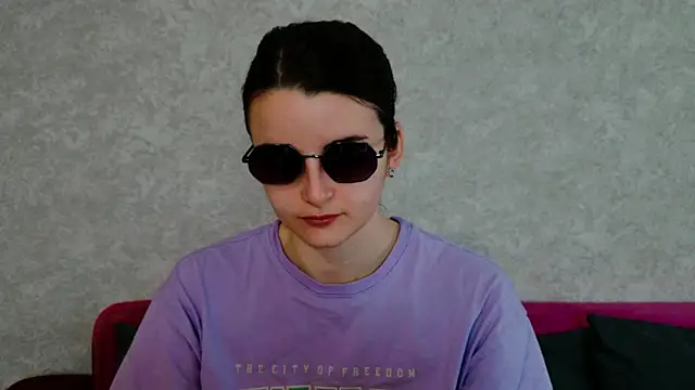 Snapshot of Miss_Arwen chatting on 12-02-25, 04:29 Miss Arwen online show from 12-02-25, 04:29