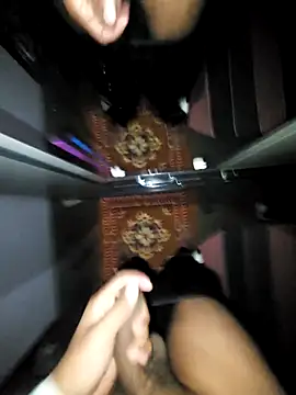 studboy1111 online show from 01-11-26, 06:57