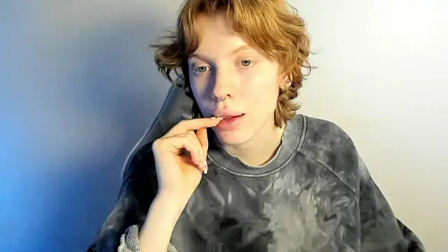 Snapshot of StellaDavis chatting on 01-07-26, 06:10 StellaDavis online show from 01-07-26, 06:10