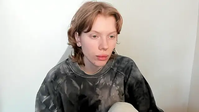 Snapshot of StellaDavis chatting on 02-23-26, 09:17 StellaDavis online show from 02-23-26, 09:17