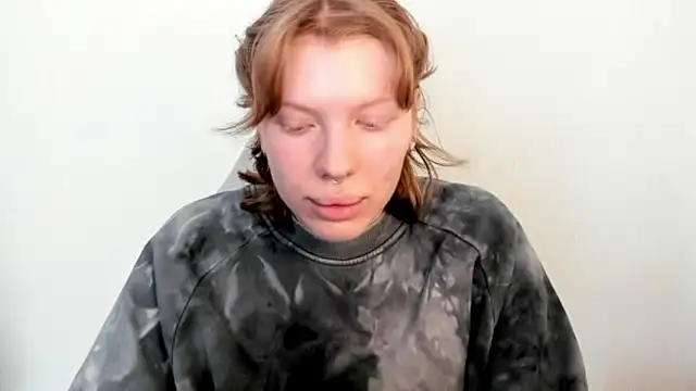 Snapshot of StellaDavis chatting on 03-11-26, 09:37 StellaDavis online show from 03-11-26, 09:37