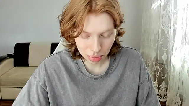 StellaDavis online show from 05-05-26, 10:34
