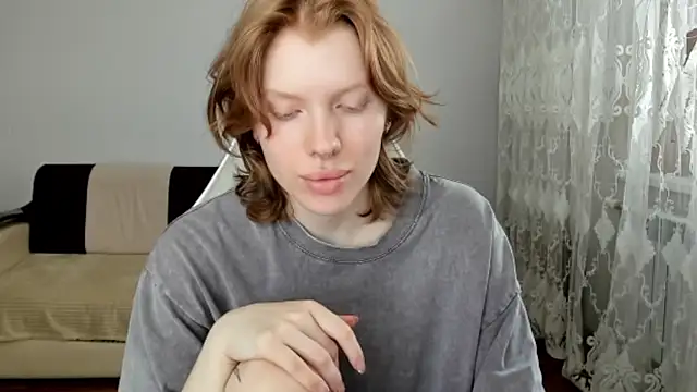 StellaDavis online show from 05-12-26, 11:07
