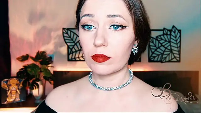 Snapshot of MissBeverlyMills chatting on 02-26-25, 06:43 MissBeverlyMills online show from 02-26-25, 06:43