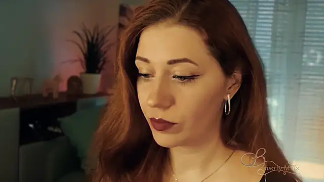 Snapshot of MissBeverlyMills chatting on 01-10-26, 07:54 MissBeverlyMills online show from 01-10-26, 07:54