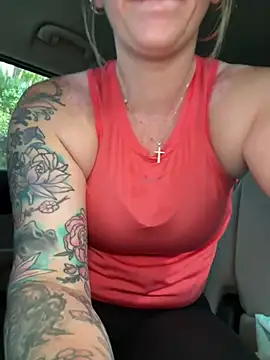 Snapshot of MaggieMayI89 chatting on 07-31-26, 12:26 MaggieMayI89 online show from 07-31-26, 12:26